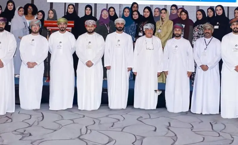 بنك مسقط يؤكد التزامه بتقديم أفضل الخدمات للزبائن والارتقاء بمهارات الموظفين