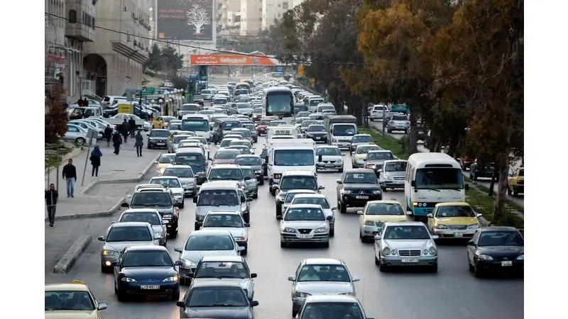 الحكومة تسمح بجمركة مركبات مستثمرين أُدخلت مؤقتا واستثنائها من متطلبات المطابقة