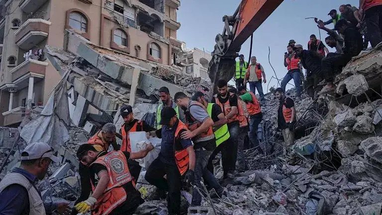 غزة أمام "مُهمة شاقة".. 8 آلاف جثمان تحت الأنقاض وعمليات الانتشال قد تستغرق سنوات