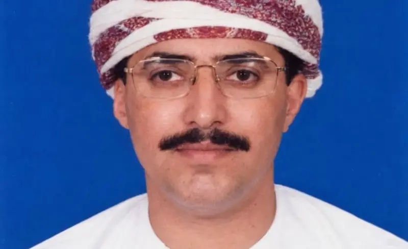 المرأة العُمانية.. شريكة البناء وصانعة الأجيال
