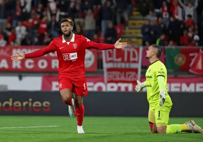 «الدوري الإيطالي»: مونزا يقسو على كالياري برباعية