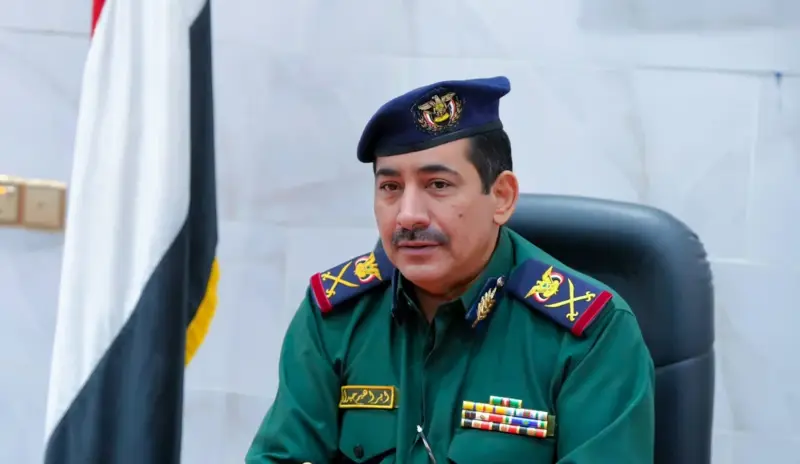 وزير الداخلية اليمني: اعتداءات الحوثي على المطارات تثبت نهجها الإرهابي