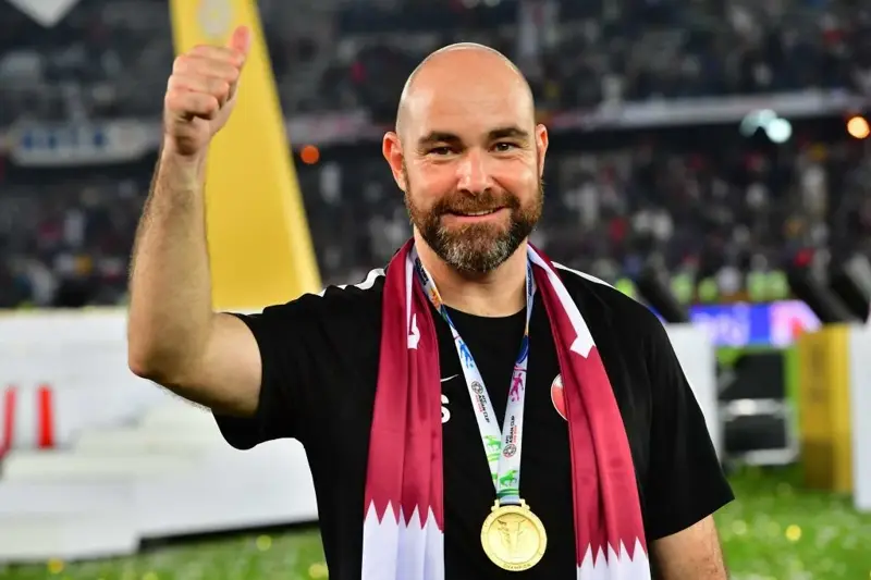 منتخب البحرين يستنجد بـ«بطل آسيا»