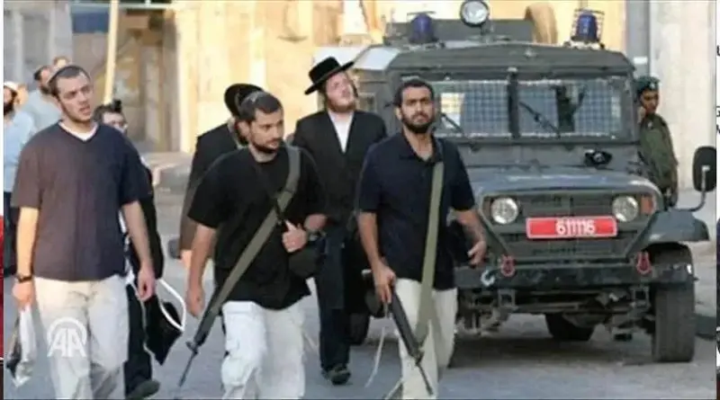 إصابة فلسطينيين في هجمات للمستوطنين بالضفة وسرقة محاصيل زيتون