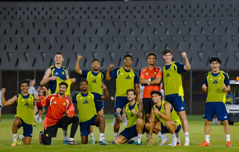 النصر يجهز سيماكان وكومان لموقعة نيوم