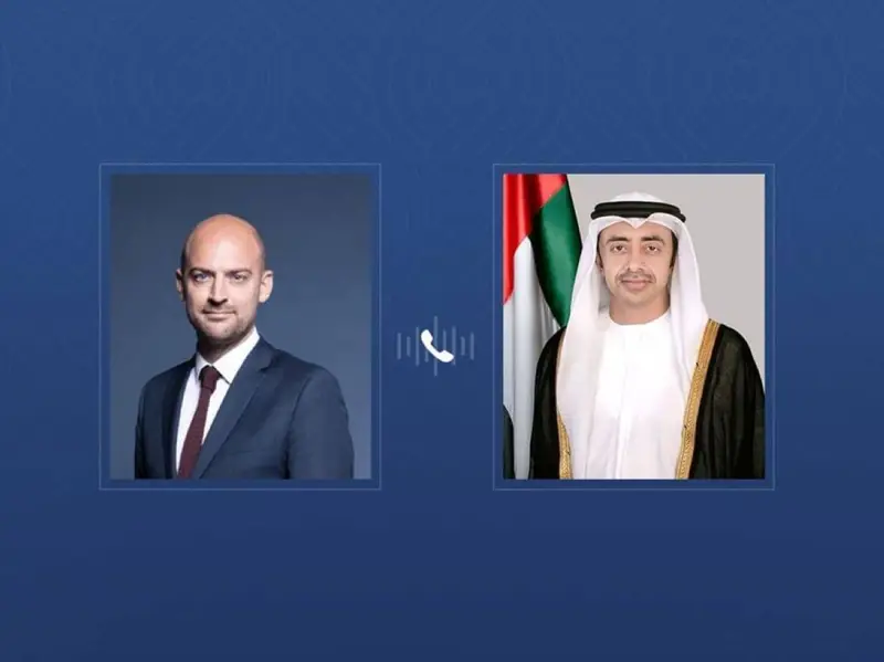 عبدالله بن زايد ووزير خارجية فرنسا يبحثان هاتفياً العلاقات الاستراتيجية والتطورات الإقليمية