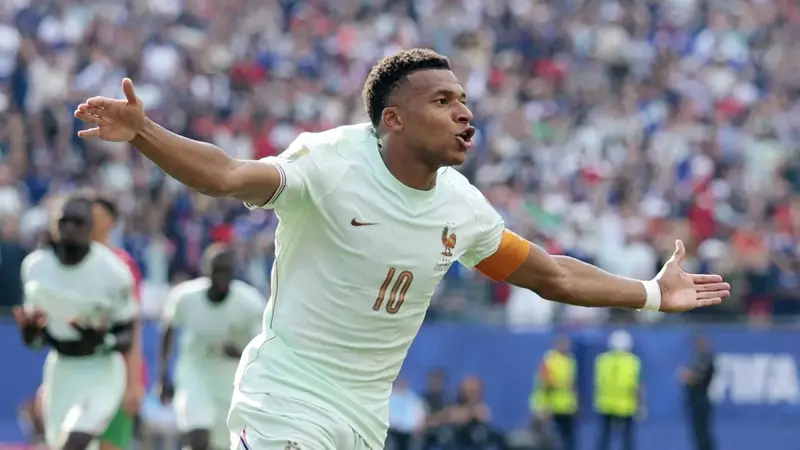 صحفي فرنسي: شرط صارم قد يدفع مبابي لمغادرة ريال مدريد خلال الصيف المقبل