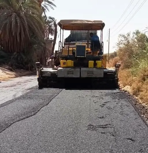 بتكلفة 110 ملايين جنيه: تنفيذ الخطة الاستثمارية لرصف الطرق فى أسوان