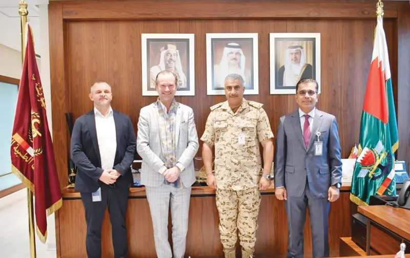 باستخدام تقنية جراحية هجينة متقدمةالخدمات الطبية الملكية تحقق إنجازا طبيا نوعيا بإجراء أول عملية من نوعها في البحرين لإعادة بناء قوس الشريان الأبهر وإصلاح الشريان الأبهر النازل