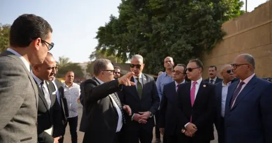 النيابة تُخلي ساحة التحفظ على المركبات بحي الدقي فى الجيزة