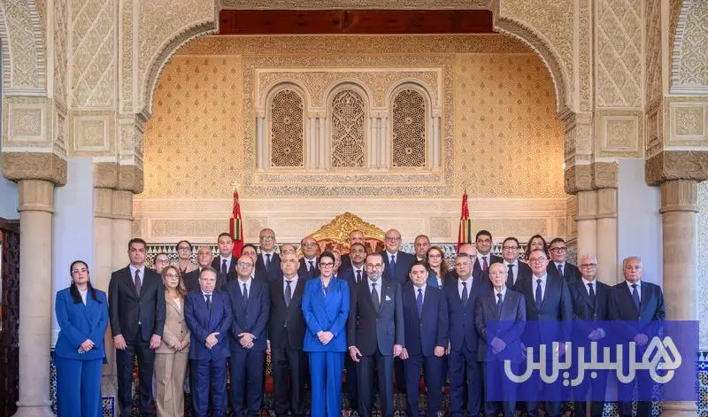 الملك محمد السادس يستقبل ويعين أعضاء الحكومة الجديدة برئاسة المنصوري