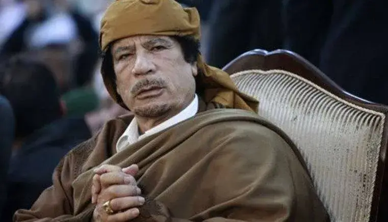 15 عاماً على مقتل القذافي... تركة سياسية ثقيلة ما زالت تبحث عن «وريث»