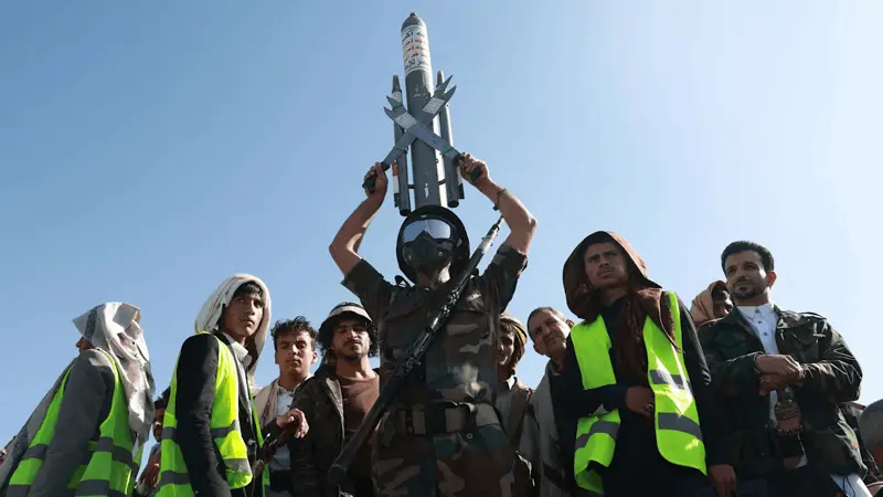 إيران لم تعد المصدر الوحيد.. الحوثيون يقتربون من الاكتفاء الذاتي في تصنيع الأسلحة