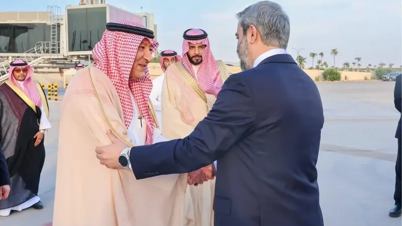 وزير الخارجية السوري يصل الرياض لبحث العلاقات الثنائية والمستجدات