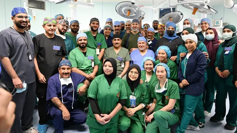 كيف أنجز الأطباء السعوديون فصل التوأم الفيجي بعد 12 ساعة من الجراحة؟