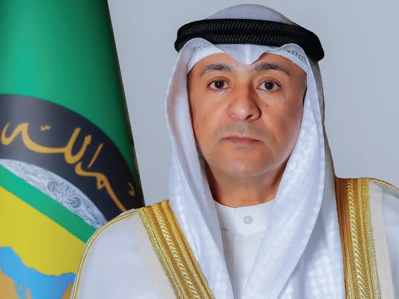 أمين عام مجلس التعاون يدين استهداف جماعة الحوثي مطار الملك فهد وحقل شيبة النفطي بالسعودية