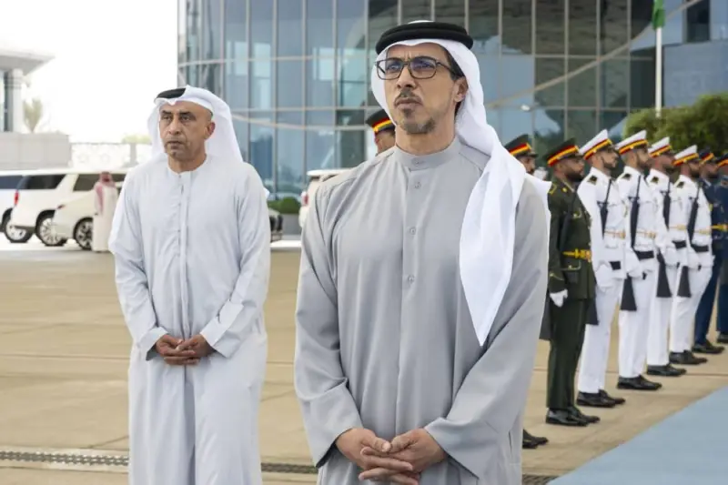 منصور بن زايد يبحث مع خالد بن سلمان مستجدات الأوضاع في المنطقة