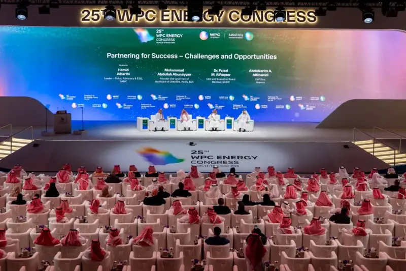 اكتمال 96 % من مشروع نيوم للهيدروجين الأخضر في السعودية