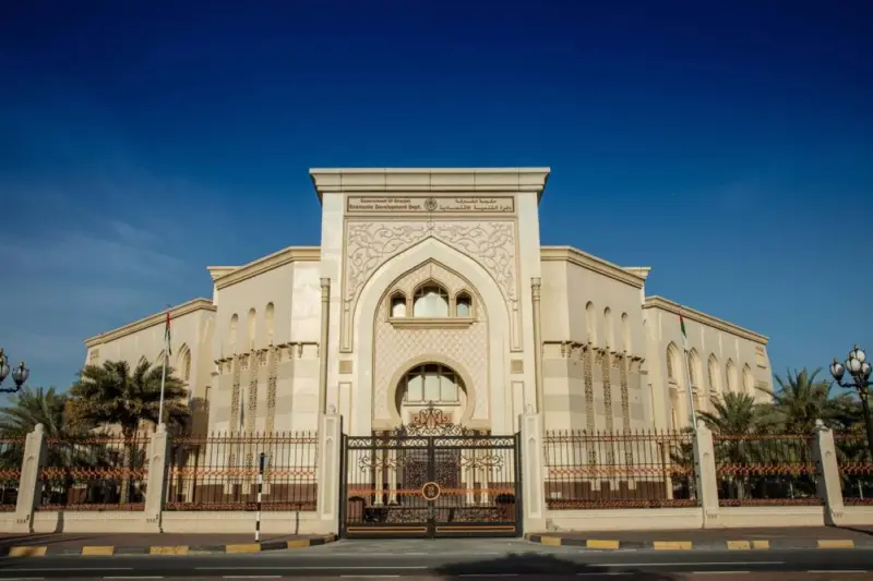 «اقتصادية الشارقة» تعرف بخدماتها ومبادراتها لدعم المشاريع وتحفيز ريادة الأعمال
