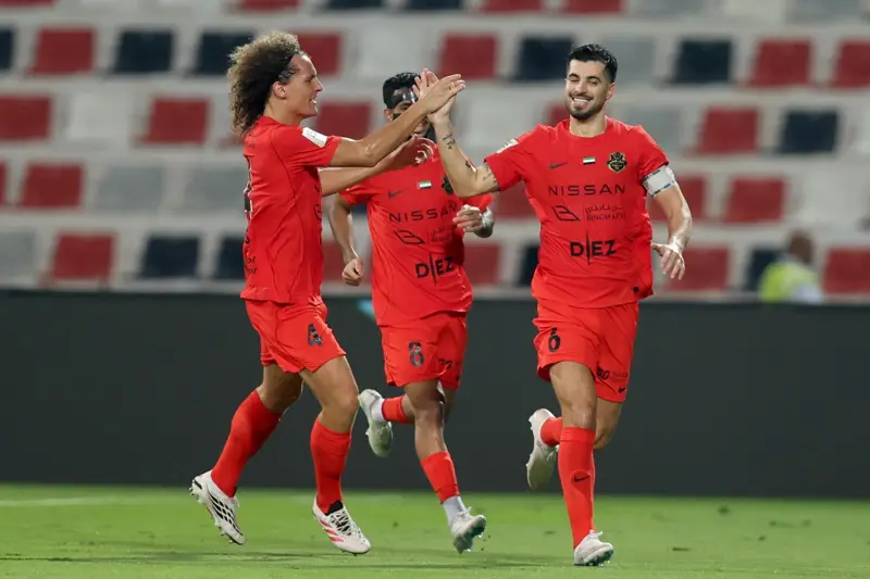 شباب الأهلي يُخمد "ريمونتادا العين" في "قمة الجنون".. ويجرّده لقب الكأس