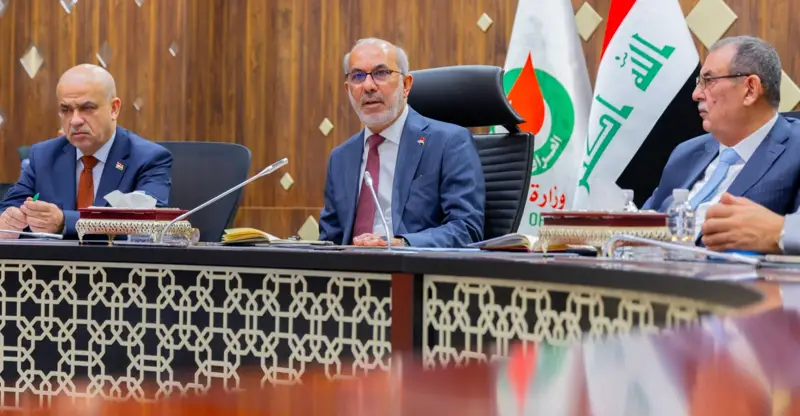 شفق نيوز..النفط العراقية توجه بزيادة الإنتاج والتصدير لدعم الاقتصاد