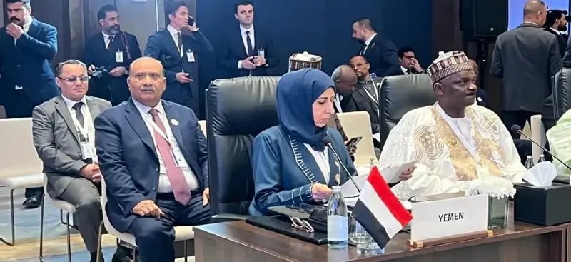 اليمن يطالب منظمة التعاون الإسلامي بتصنيف الحوثي منظمة إرهابية