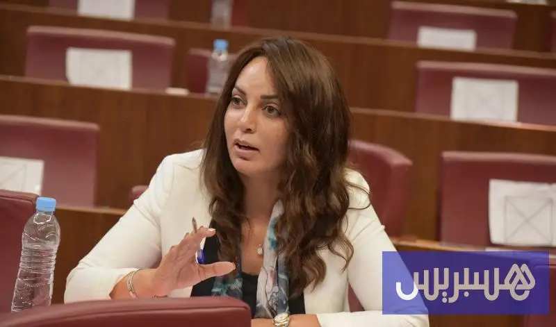 حكومة المنصوري توضح خلفيات إعفاء الوزيرة المنتدبة ماديحة خيير