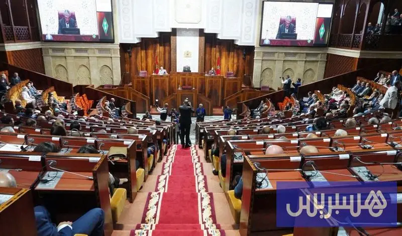 فريق "الأحرار" ينتقد تغيير المسار.. و"بيجيدي" ينتظر جهود محاربة الفساد