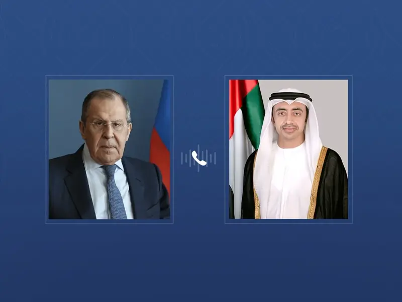 عبدالله بن زايد ووزير الخارجية الروسي يبحثان هاتفياً التطورات الإقليمية والدولية