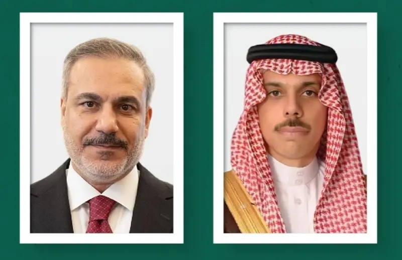 هاتفيًا.. وزير الخارجية يبحث استمرار الهجمات على المملكة مع نظيره التركي
