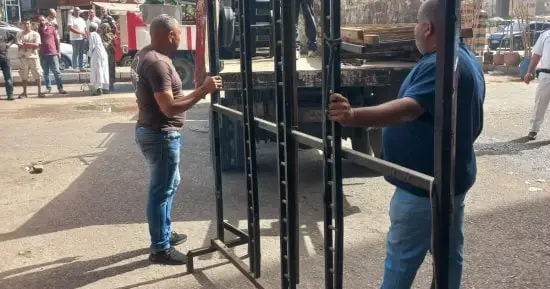 حملة مكبرة بأرض اللواء فى العجوزة لرفع الإشغالات وفرض الانضباط بالشارع.. صور
