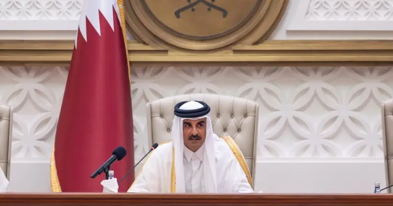 أمير قطر: أمن دول مجلس التعاون وحماية سيادتها واستقرارها أمر لا يمكن التجاوز عنه ولا التهاون فيه