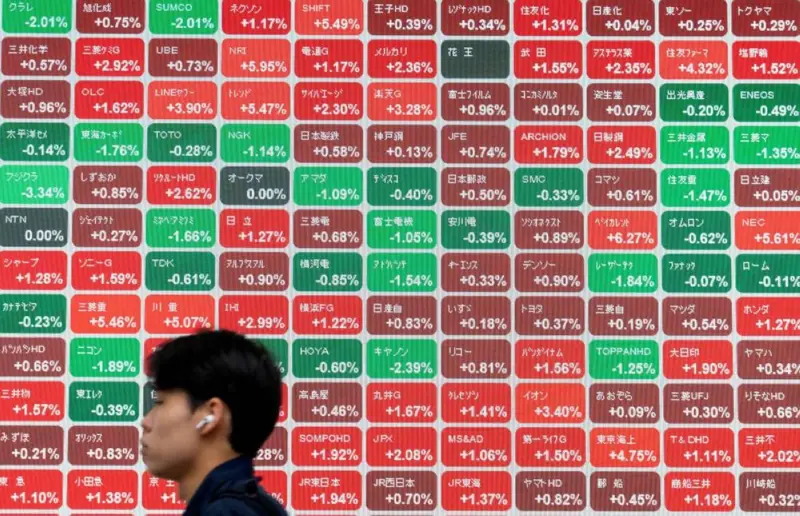 تباين أداء المؤشرات اليابانية وسط ترقب صدور نتائج ​مالية