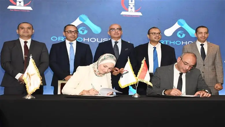 مستشفى عين شمس التخصصي يحتفي بمرور 5 سنوات على انطلاق الجراحات الروبوتية