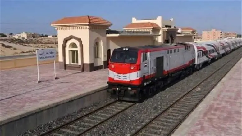 وزير النقل يتابع تنفيذ خط سكة حديد الفردان–طابا بطول 500 كيلومتر