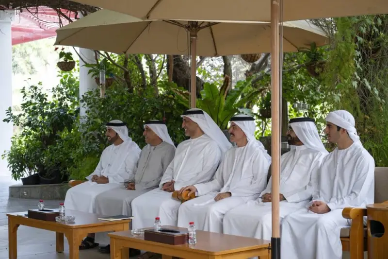 منصور بن زايد: اللقاء مع محمد بن راشد له طابع خاص ومعانٍ جميلة