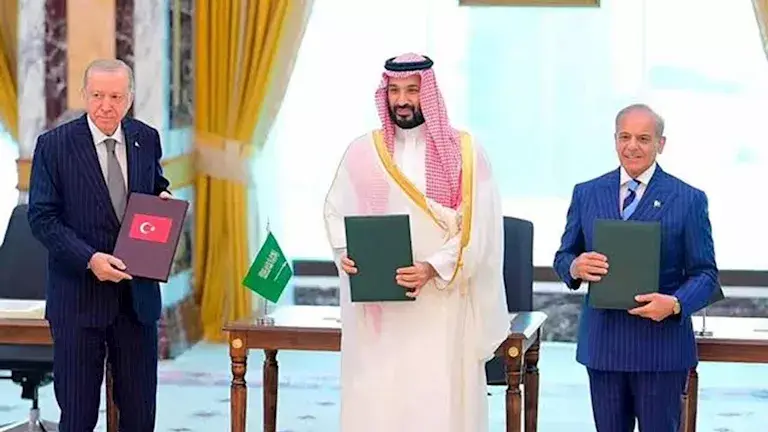 تركيا تنشر نص اتفاق مكة: 16 مادة للتحالف وباب خلفي لانسحاب الأعضاء بعد 10 سنوات