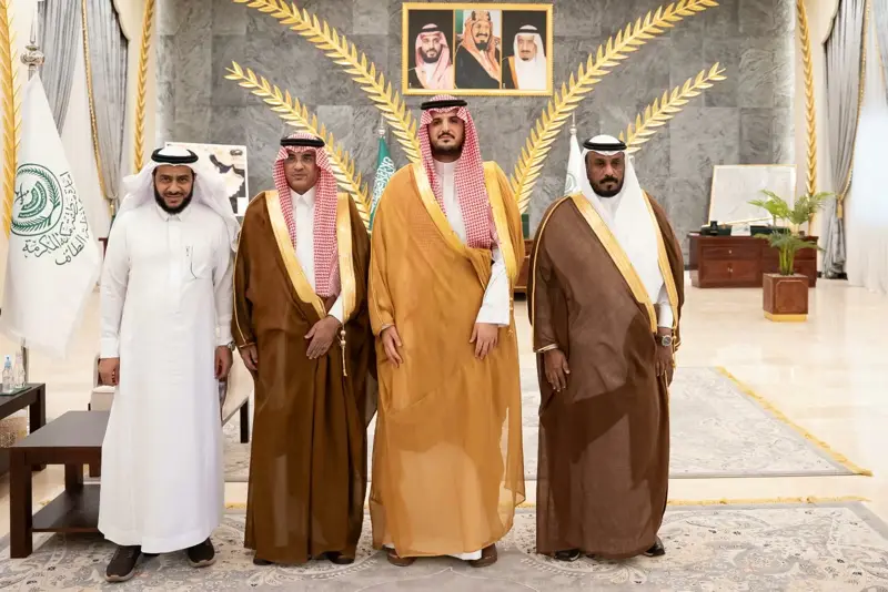 محافظ الطائف يدشّن الدورة الثالثة لجائزة «مُلهم» للتميز التعليمي