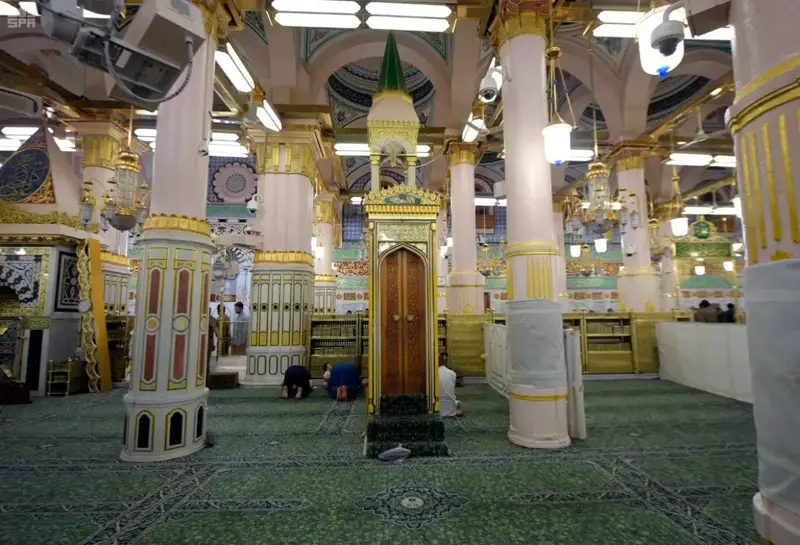 زيارة الروضة عبر «نسك».. الحجز المسبق إلزامي