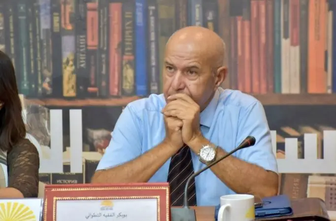 أجل إيداع الميزانية يقرأ في ضوء الدستور