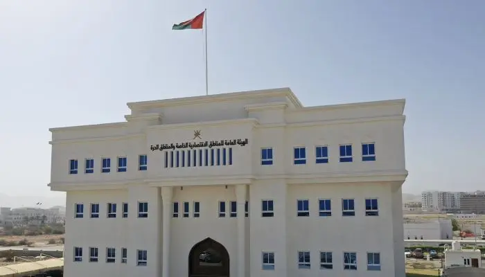 تشمل التعمين والبيئة والجدول الزمني.. التزامات أساسية حددتها الهيئة العامة للمناطق الاقتصادية لضمان استمرار مشروعك