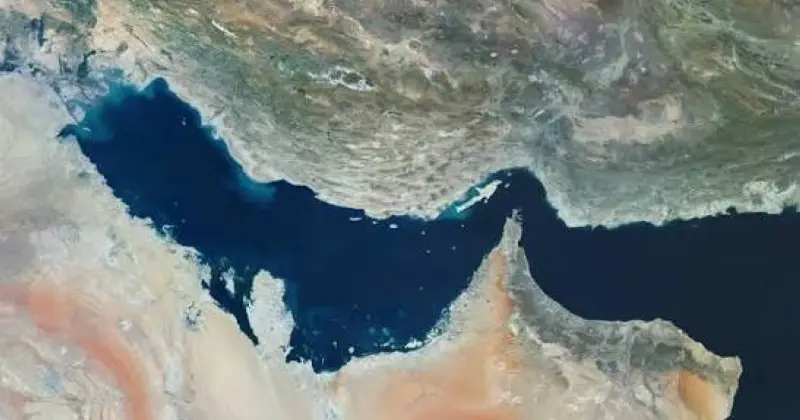 الرئيس التنفيذي لـإتش.إس.بي.سي: الطرق البديلة ربما تجعل مضيق هرمز قابلا للاستغناء عنه خلال 5 سنوات