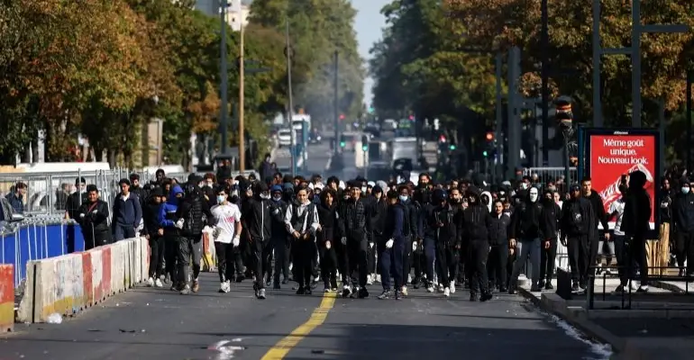 شفق نيوز..ماكرون يؤكد شرعية مطالب الطلبة المتظاهرين: بعض القوى تحاول استغلالهم