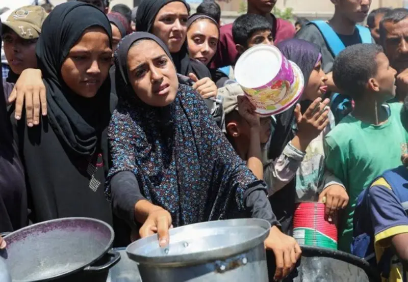 برنامج الأغذية يقطع المساعدات عن 500 ألف فلسطيني في غزة بسبب نقص التمويل