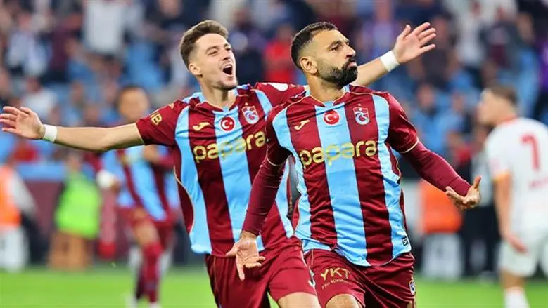 محمد صلاح يسجل أول أهدافه في دوري المؤتمر الأوروبي مع طرابزون سبور
