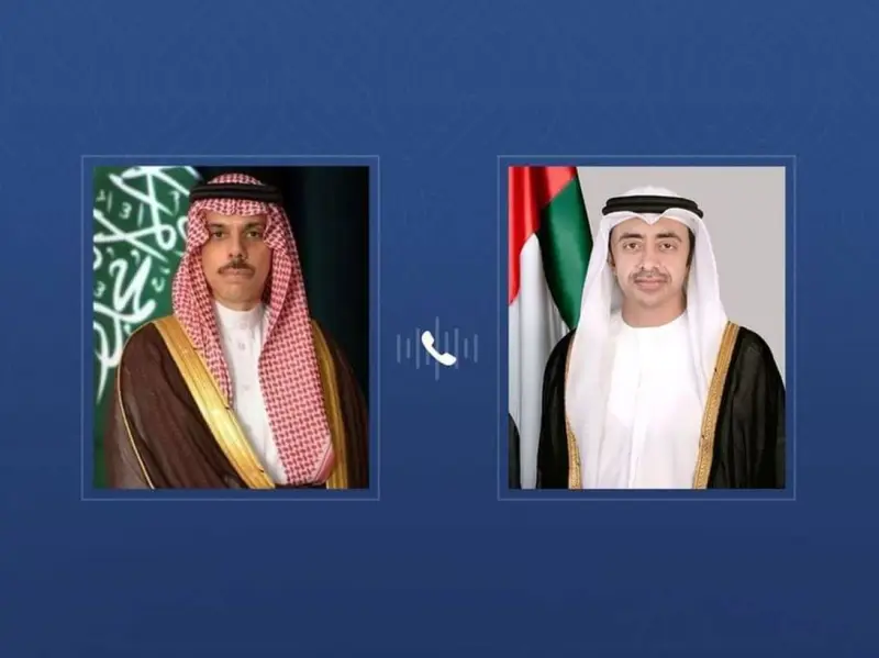 عبدالله بن زايد يجري اتصالاً هاتفياً مع وزير الخارجية السعودي
