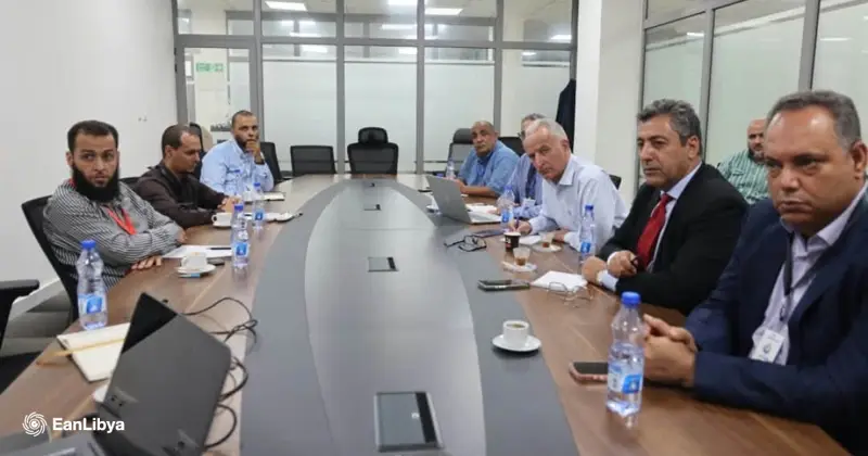 النفط والكهرباء تبحثان استقرار إمدادات الطاقة للحقول النفطية