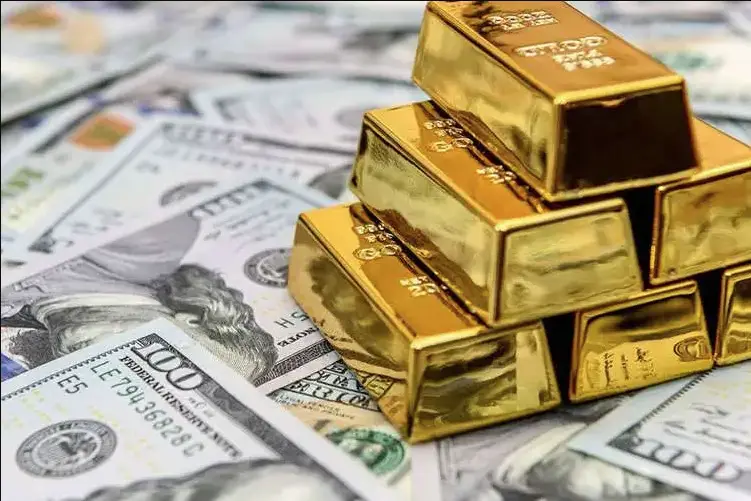 بفضل تراجع الدولار.. الذهب يتعافى من أدنى مستوياته في أسبوع