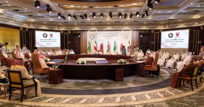 الوزاري الخليجي يدين الاعتداءات المستمرة لميليشيا الحوثي الإرهابية على السعودية
