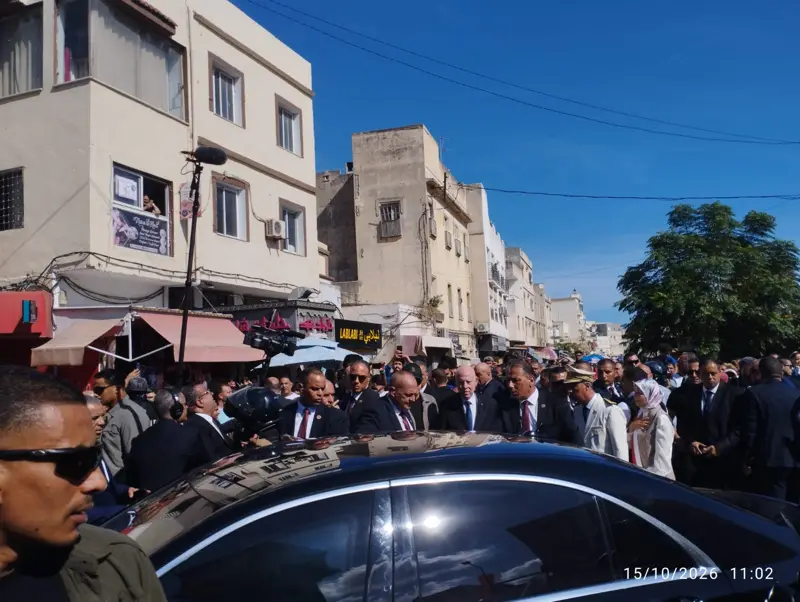 رئيس الجمهورية يشرف ببنزرت على إحياء الذكرى 63 لعيد الجلاء ويستمع إلى مشاغل المواطنين ومطالبهم